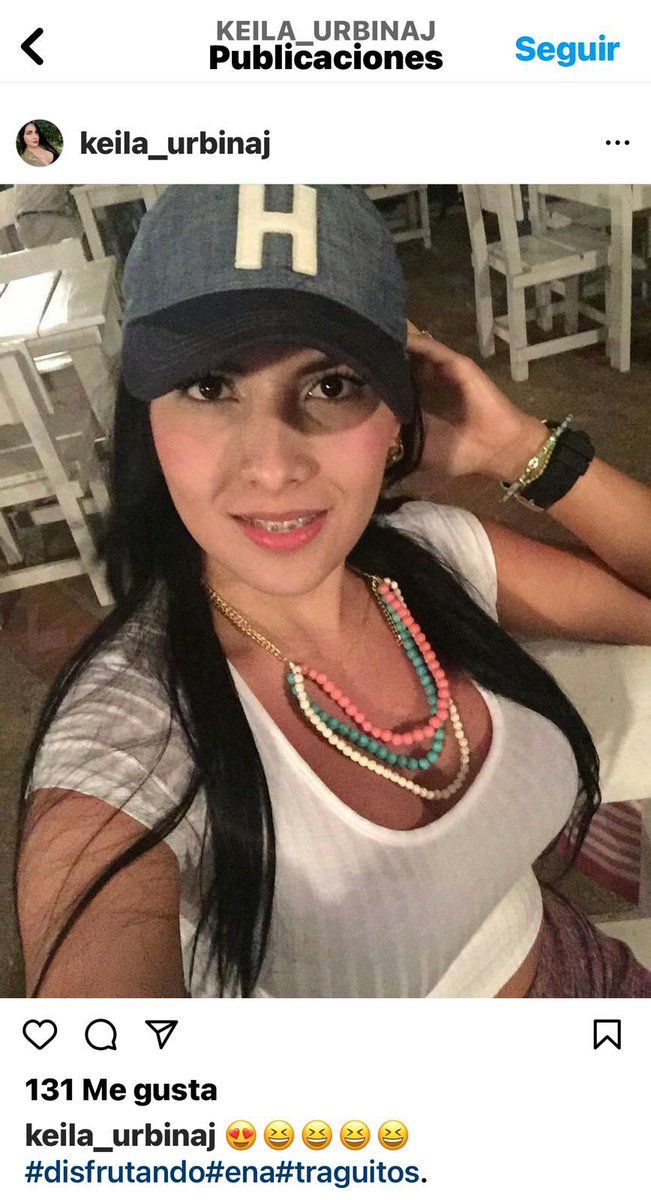 zuricht94's tweet photo. Su actual esposa, Keila Nazareth Urbina “alias la Penélope”. La sacó del barrio 7 de abril para las ligas mayores, desde allí dejó de vender empanadas y paledonias en Charallave gracias a su marido boliburgués. Ella en agradecimiento lo llama el mal aliento entre sus amistades más íntimas.

Esta es la Venezuela que Chávez soñó, llena de corruptos por doquier y un pueblo que cada pasa más hambre gracias a estos corruptos y su revolución.