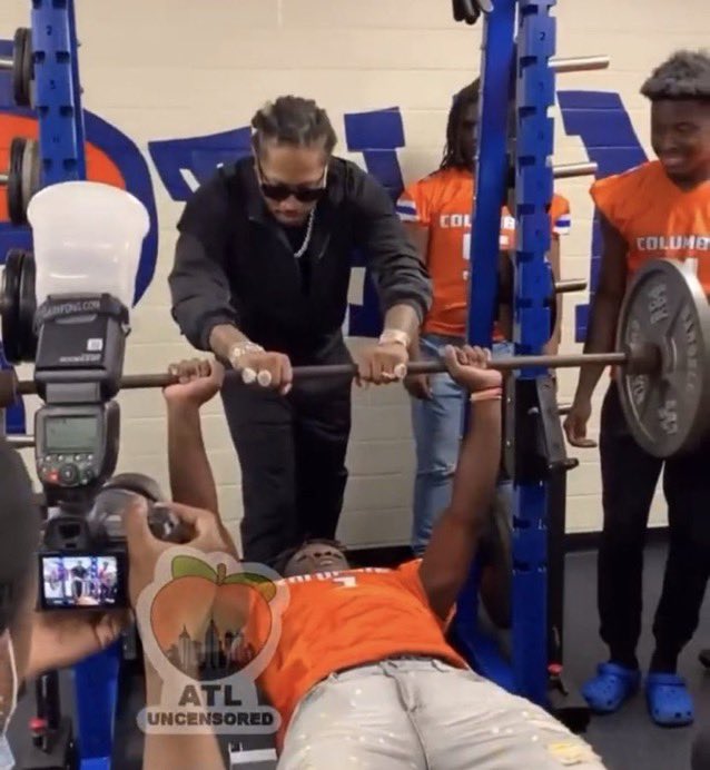 kira 👾 tweet media