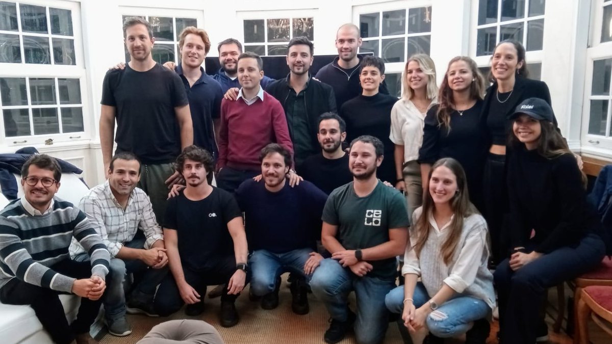 Nata_Social's tweet photo. Checkpoint completed 🚀
El cierre del Boost Program de @kaleiventures marca una nueva etapa para #LensTags
Agradecemos la oportunidad de aprender junto a grandes emprendedores en el #KBA23🙌
Estamos listos para lo que se viene💪 https://t.co/EXSqAT1ryi