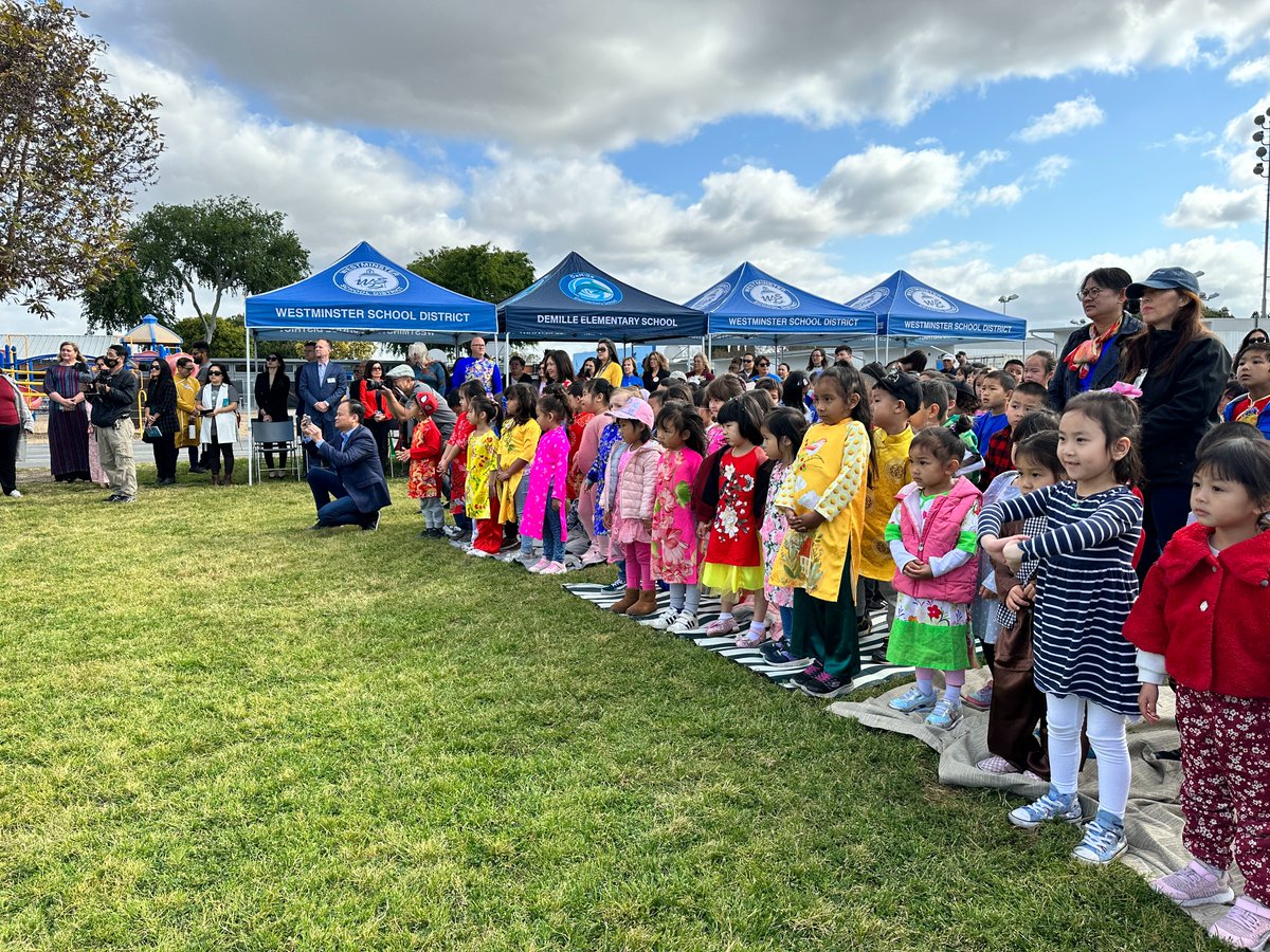 westminstersd's tweet photo. DEMILLE ELEMENTARY: DeMille Elementary celebrated their milestone achievement today - the CABE Seal of Excellence Award - with the community. Students, staff, administrators, families, and media joined in on the momentous occasion. https://t.co/ctBAW8e41X