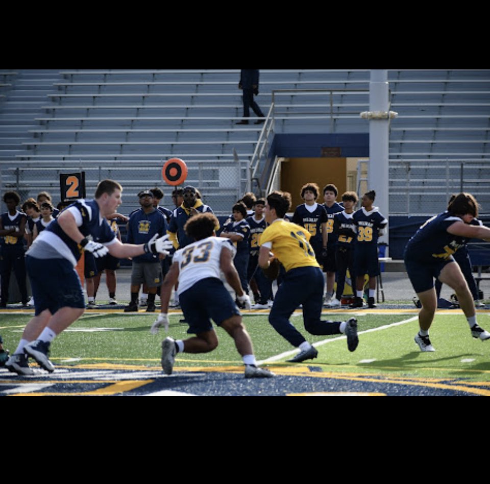 6ix_problemz's tweet image. Poetry ☔️