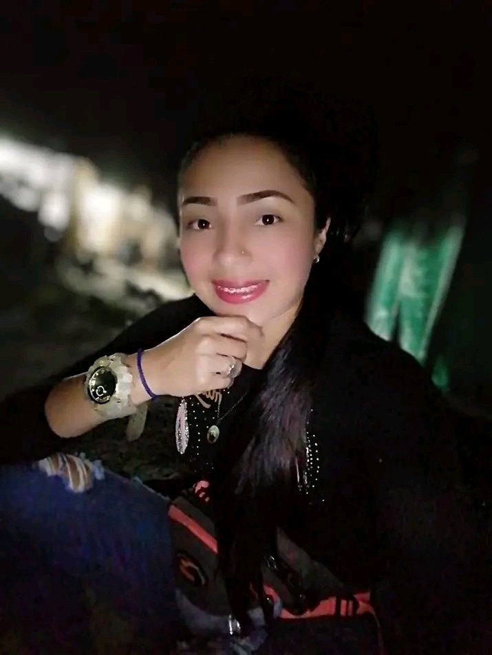 yandiromero07's tweet photo. Amigos no nos dejen solos solo un RT 🔄
#Amazonas
#PersonasSecuestradas
#LiberenAYerimar
Amigos mi sobrina DENNY YERIMAR CARRASQUEL se encuentra en poder del #ELN comandado por alias #AlexBonito hace 2️⃣2️⃣ días en las minas #Cacique del #Yapakana en #Amazonas #Venezuela https://t.co/X5iD1rtSzK