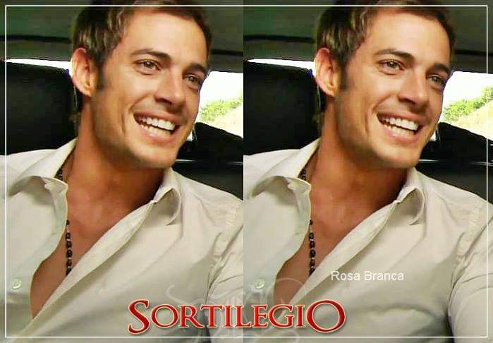RosaBranca12's tweet photo. Rindo a vontade. Todo Feliz!!!! Carinha de quem conseguiu o que queria. ๐๐๐ Alessandro safadinho. #Sortilegio13 @willylevy29 https://t.co/fPolhMIeRU