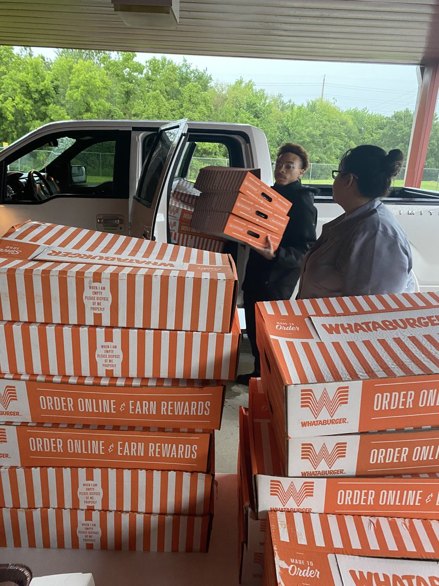 George Allen (@gallen_prime) on Twitter photo <a href="/PrimeSystemsUS/">Prime Systems</a> was happy to provide lunch for the <a href="/GalenaParkISD/">Galena Park ISD</a> Video Game Competition!
#primesystems #galenapark #esports #whataburger <a href="/PrimeSystemsUS/">Prime Systems</a> was happy to provide lunch for the <a href="/GalenaParkISD/">Galena Park ISD</a> Video Game Competition!
#primesystems #galenapark #esports #whataburger
