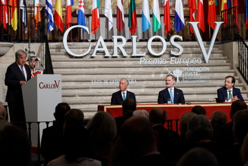 Il #Re #Felipe di #Spagna #consegna il #Premio Europeo #Carlo V ad #Antonio #Guterres #monarquia #rey #monarchy #king #monarchia #award  #PremioEuropeoCarlosV #Fundación #Yuste 
monarchico.blogspot.com/2023/05/re-fel…