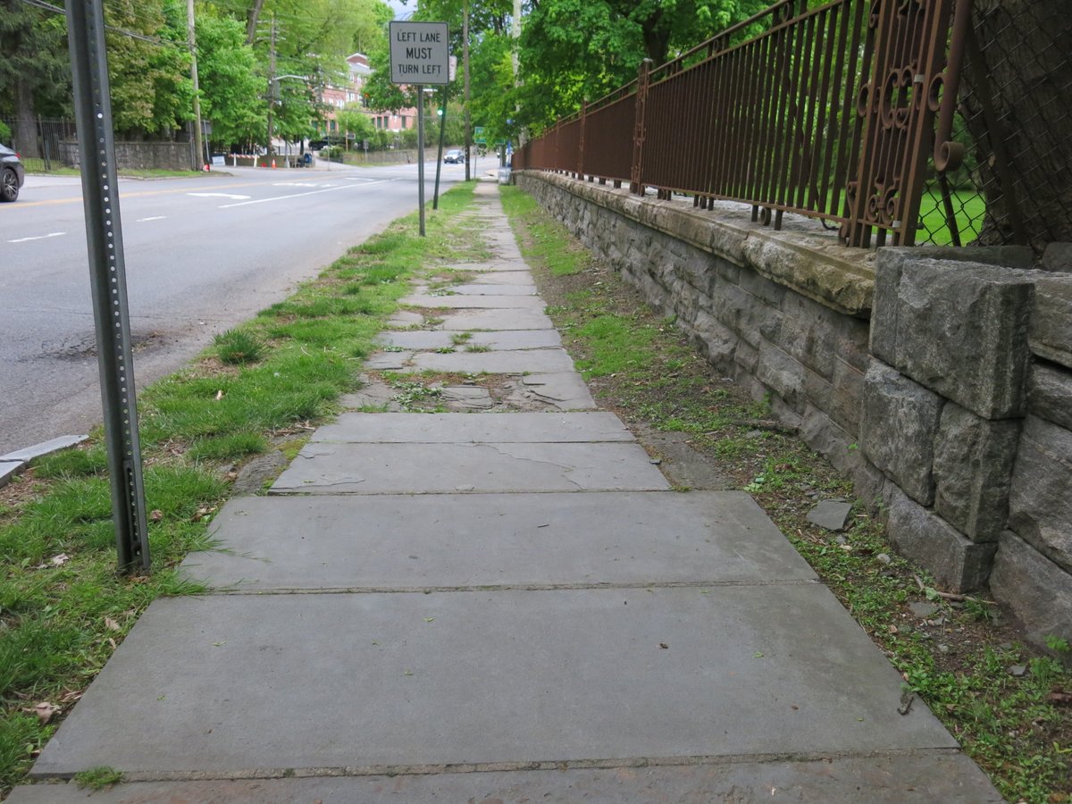 BikeTarrytown's tweet photo. Sidewalk of Route 9 by Sunnyside Ln is crumbling. Reported to Tarrytown Building Dept. We'll see what happens.
#IfYouSeeSomethingSaySomething #ADAFail https://t.co/2STWnD3ysT