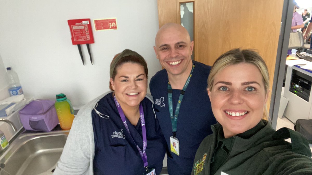 Bethan_Jones89's tweet photo. Absolutely amazing day with student midwives and paramedics from @SwanseaUni today in community Promt. The collaborative working and appreciation of roles between teams was great to see!  @PromptWales @JenileeCH85 @magee116 @real_lws @WelshAmbulance https://t.co/UFcncsbUDG