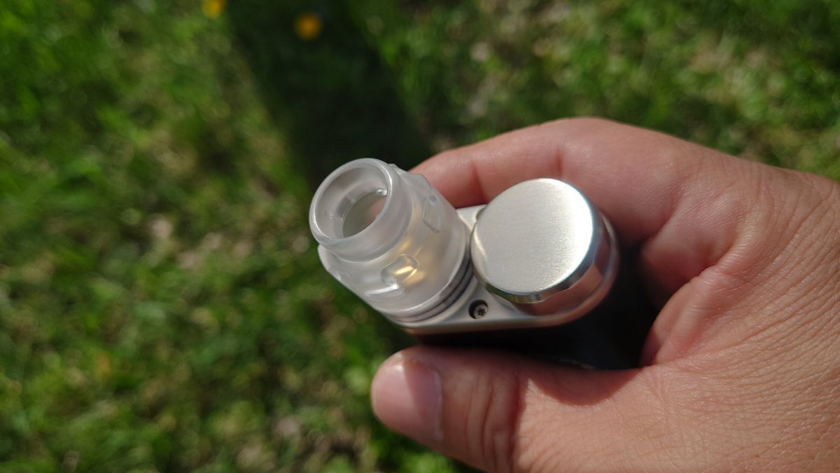 CebrjowHwScHCkj's tweet image. 皆さん、おはよっチェ😆👍今日も宜しくご安全に🙇💦#pico21700 + #deadrabbitV2rda 😋💦 #VAPE #vape好きな人と繋がりたい #VAPE好きと繋がりたい #VAPE初心者 #eleaf #hellvape