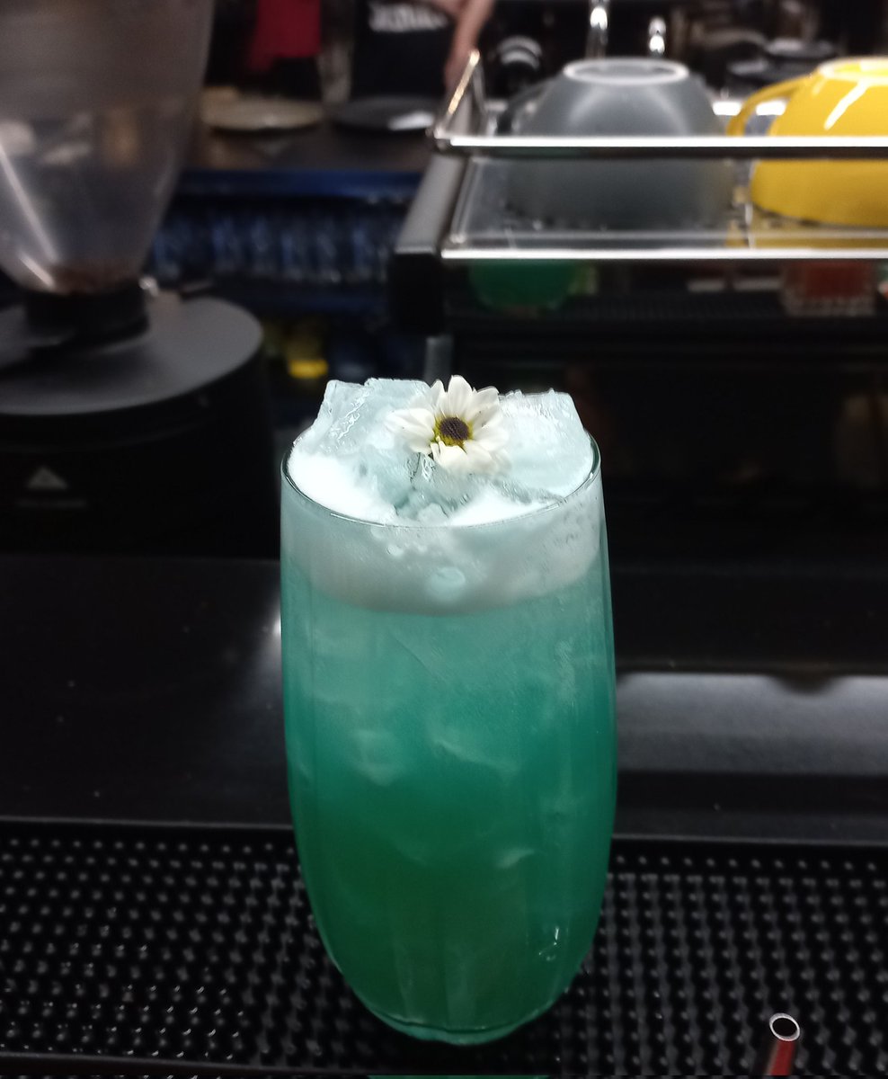 sunfaceeee's tweet image. 🍸🤌🏻