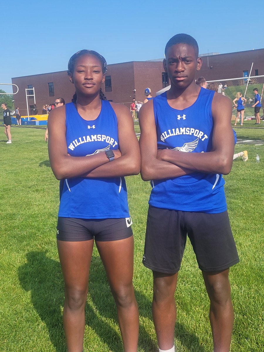 The brother sister Sanon duo takes first in the sprint hurdles with big PRs on the day! Samia Martin took 6th and Blake Delauter took 7th.