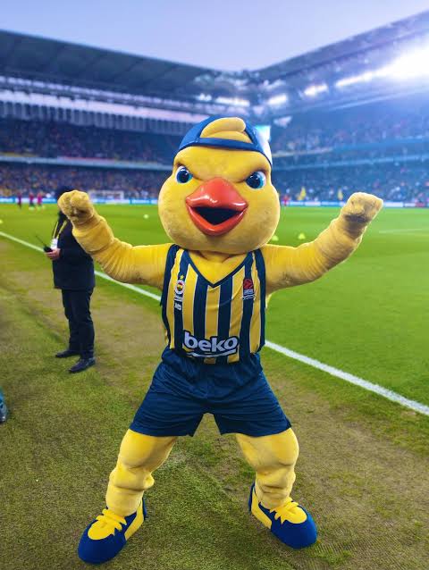 Galamentus's tweet photo. @erentkaya Çok büyük maskot https://t.co/jD3WC8lhSG