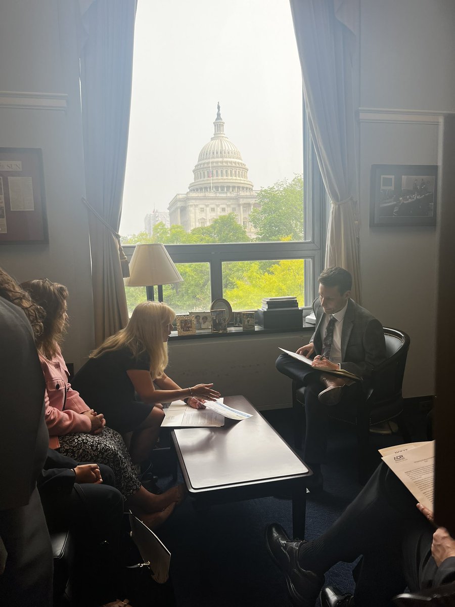 Heading to Capitol Hill to advocate for better healthcare was 🔥! Talked about Medicare payment relief and proper implementation of healthcare acts. Together,we can make a difference in improving access to quality care #CapitolHillDay #HealthcareAdvocacy 
#ACR2023 #ACRHillDay2023