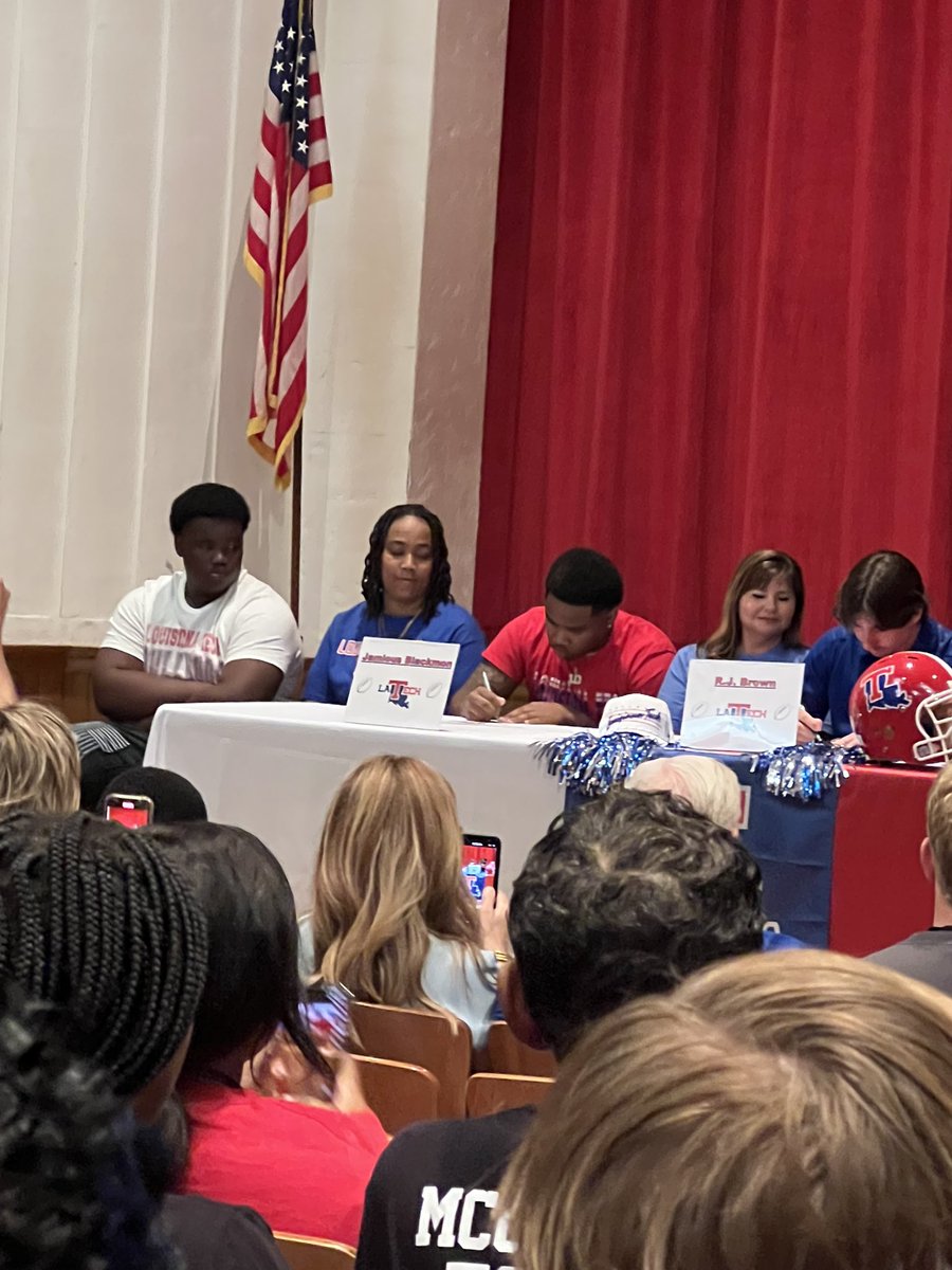 thankful to say i will be continuing my academic and athletic career at Louisiana Tech University🐶💙❤️  <a href="/JerrodBaugh/">Jerrod Baugh</a> <a href="/LATechFB/">LA Tech Football 🏈</a>