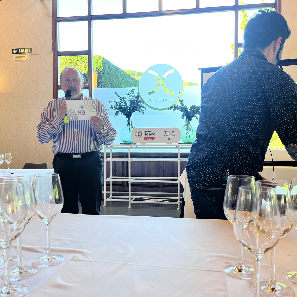 Finalizadas las jornadas de Sumilleres 3.0 con vinos D.O. Navarra.
Ayer vinos tintos 🍇 
Acción dentro del programa #Lidera de <a href="/empleo_na/">Empleo - Lansare</a> en colaboración con <a href="/hostnavarra/">AEHN Hostelería Navarra</a>