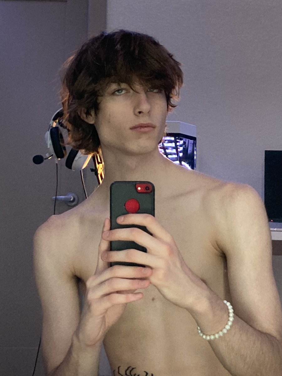 frankenchuff on Twitter: "hi guys"