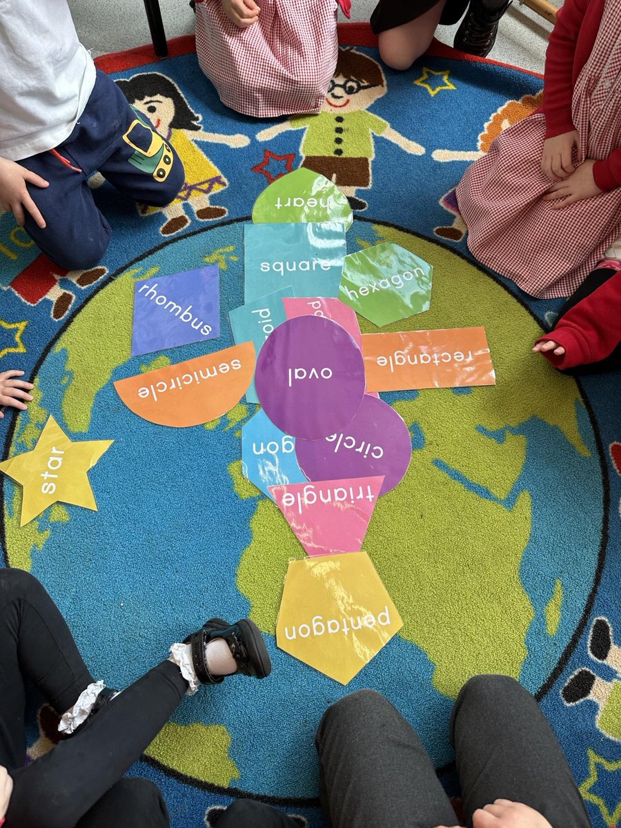 sherburnhungate's tweet photo. Nursery have been making pictures out of shapesโฆ can you guess what it is? ๐ #SHPMaths #EYFS #EarlyYearsMaths #Shapes https://t.co/i1Z4t7kbQP