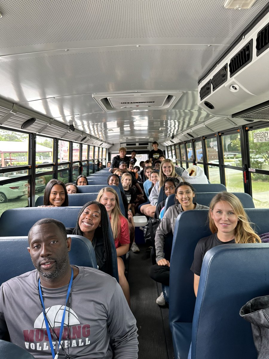SEHS_Athletics's tweet photo. Mustang Track &amp; Field is State Bound! We wish them the best as they start competing tomorrow! Thank you to all of Mustang Nation for helping to celebrate them this afternoon! #GoStangs #SouthStrongSendoff https://t.co/o8T51xUPo9
