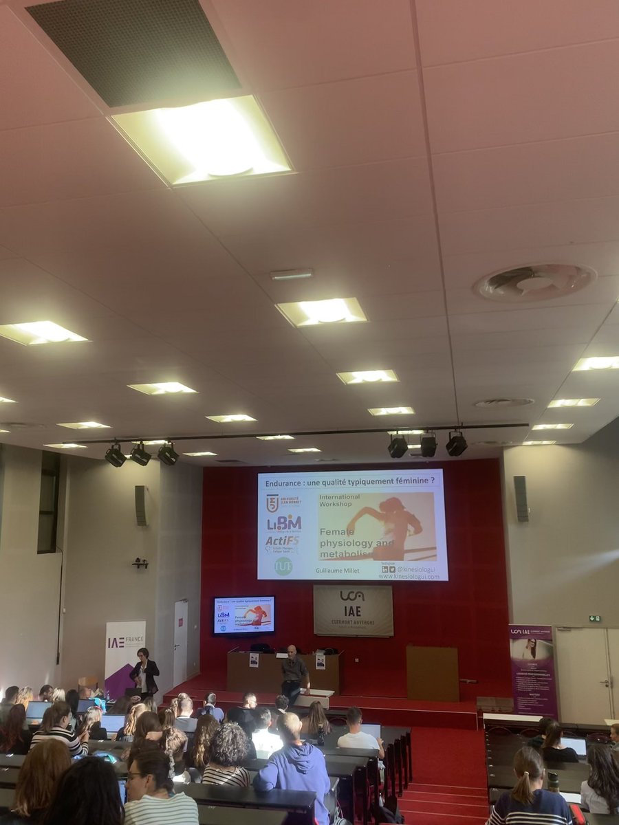 JulieSiroux's tweet photo. Starting the public conference organised by @Laurie_Isacco &amp; @Ame2pLab - “Endurance : a typically feminine quality ?” by @kinesiologui. 
#performance #sportscience @DavidThivel @EnnequinGael https://t.co/H1R70CzsUn