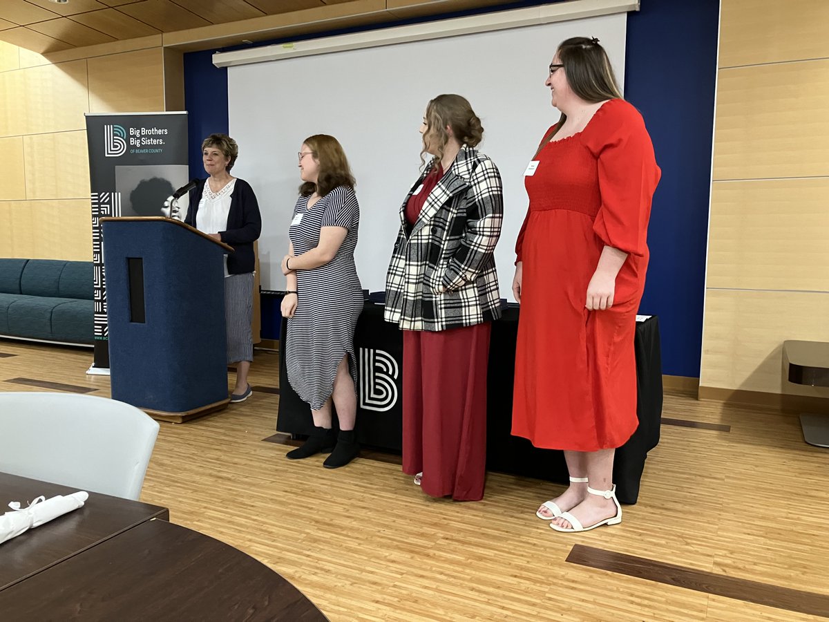 GenevaCollege's tweet image. Last week, a few of our students accepted the Outstanding Support of Program Award from @BBBSofBC. This award was given to the SSV 303 class for their excellent execution of their fall fundraiser and long-standing support of the program.

#genevacollege #award #BBBS
