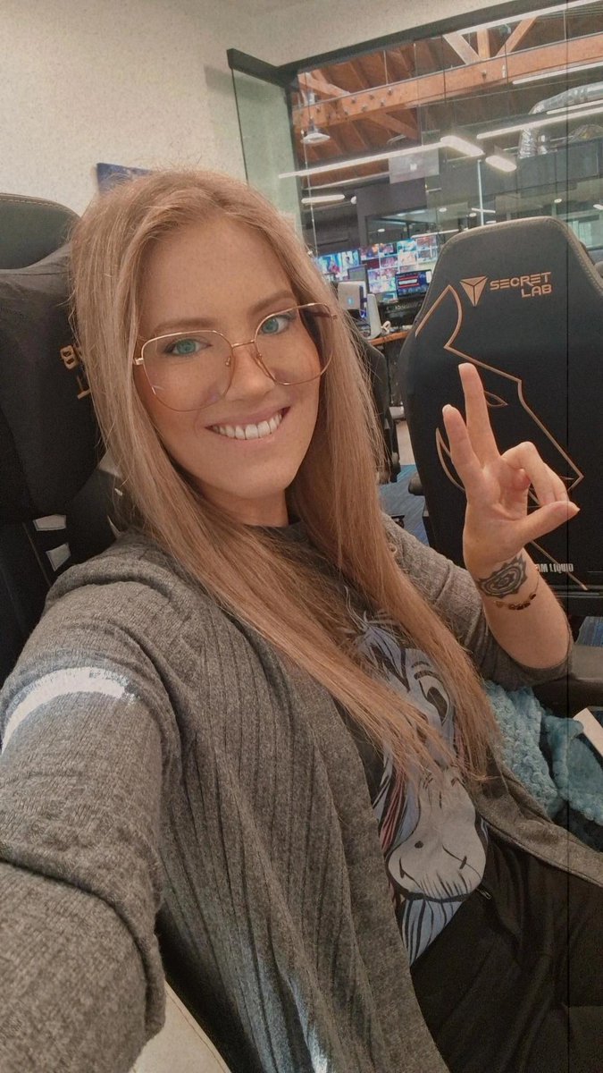 Naguura on Twitter: "Trying the new raid! Live at http://twitch.tv/naguura"