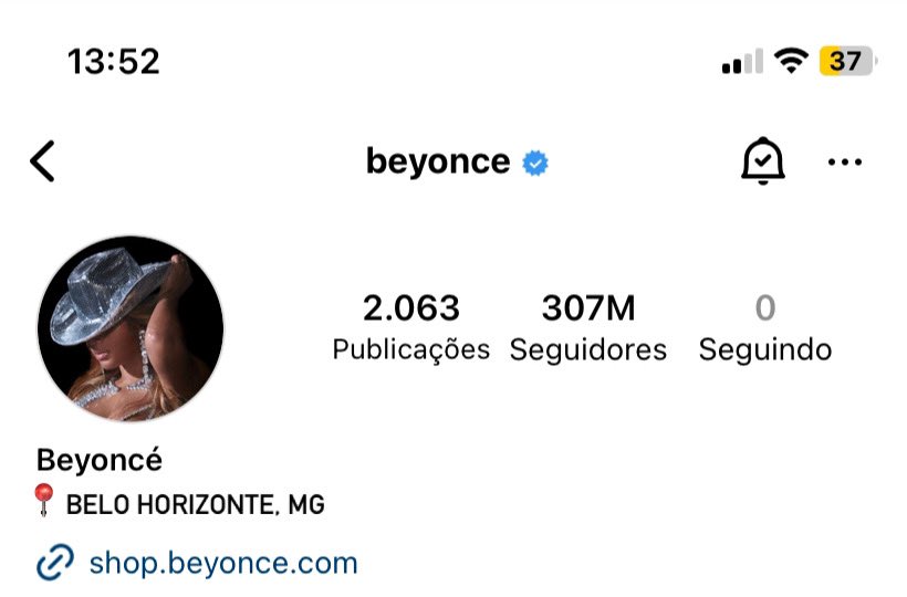 uainando's tweet photo. Beyoncé acabou de chegar em BH.
#RenaissanceWorldTour  😍😍😍🥲 https://t.co/33CgGn7NYE