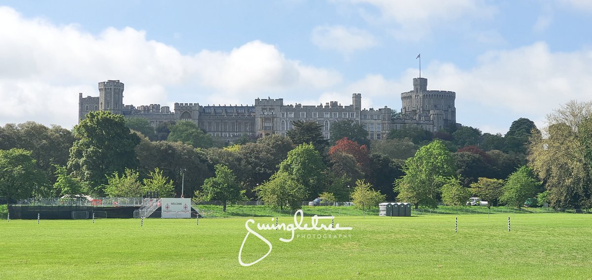 We've arrived in Windsor for the Royal Windsor Horse Show. Looking forward to seeing some great FEI Driving, Private Driving and Coaching #rwhs