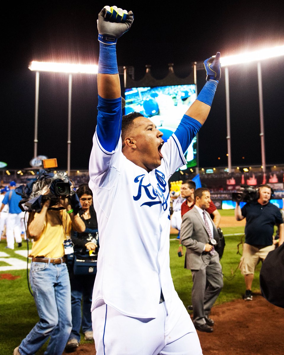 MLB's tweet photo. Happy birthday to the 2015 World Series MVP and always smiling @Royals captain, @SalvadorPerez15! https://t.co/PFinfVOPlF
