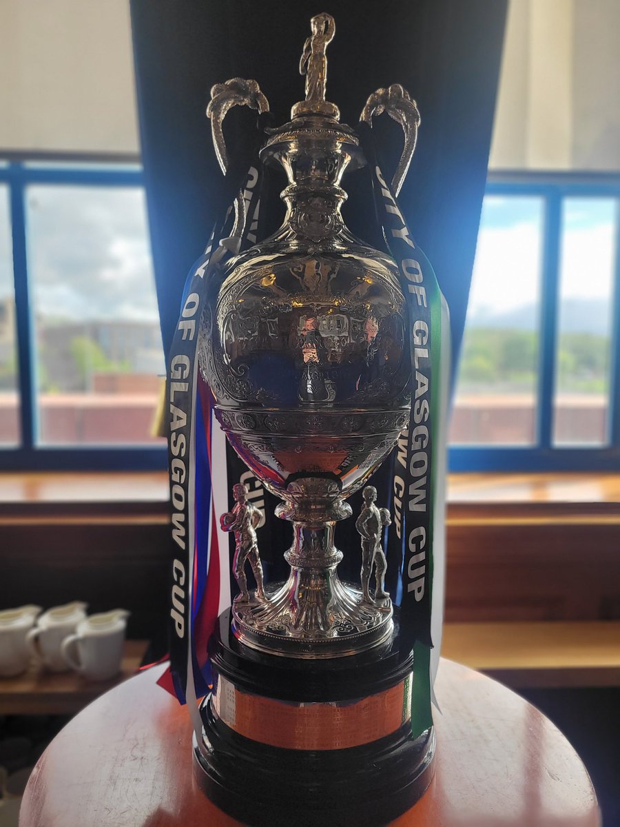 There she is 😍

<a href="/RFC_Youth/">Rangers Academy</a> or <a href="/CelticFCB/">Celtic FC B</a> will be lifting the Glasgow Cup later this evening 🏆

Kick off at Ibrox is an hour away