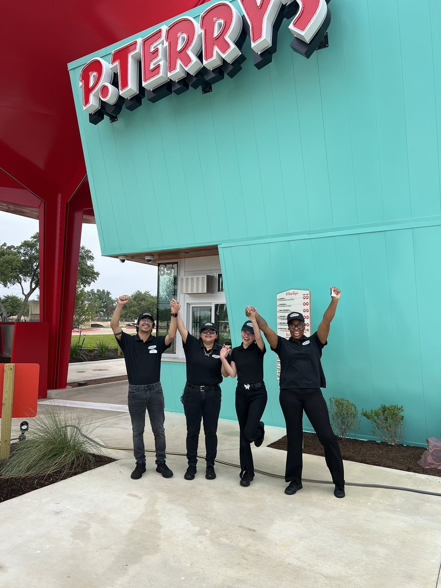 pterrys's tweet photo. Cedar Park, are y’all ready for some all-natural goodness?! We are thrilled to announce that our newest location in Cedar Park is now open!

Stop by, meet the crew, and enjoy some burgers (and fries, okay, maybe a shake too) at 825 W. Whitestone Blvd Cedar Park, TX https://t.co/YosdfCRwmA