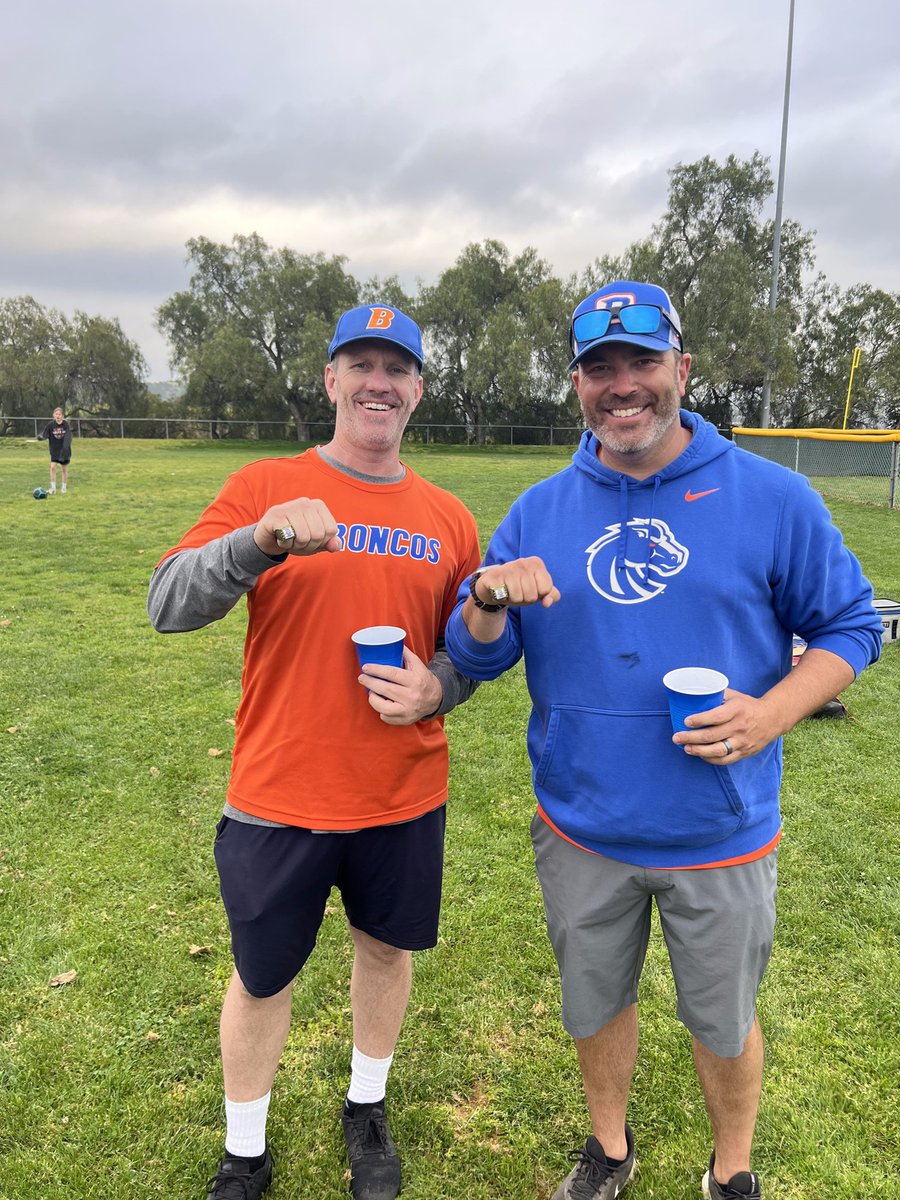SignatureSales2's tweet photo. A big congratulations goes to the Single A Boise St Broncos! Led by their coach, our own Todd Winchester, they were the Interleague Champions in the Viejo Little League this year! Way to go boys!

#SignatureSales #GetSignature https://t.co/4oYBpaF20I