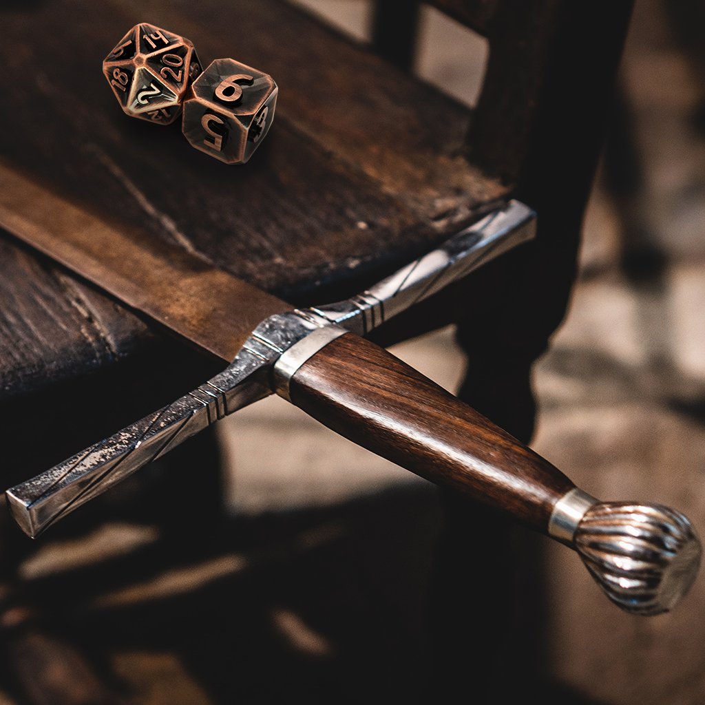 DiceEnvy's tweet photo. Out of all the martial melee weapons in 5E, which do you trust most on your adventures? ⚔️
#dice #rpg #dnd #teamhalberd #reach https://t.co/32Yk3ZPhhj