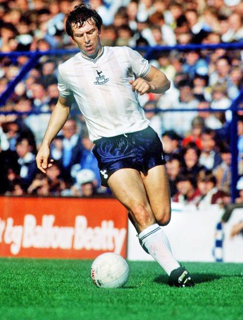 robertmdaws's tweet photo. #grahamroberts #spurs 1983 https://t.co/LGuzmmJrTa