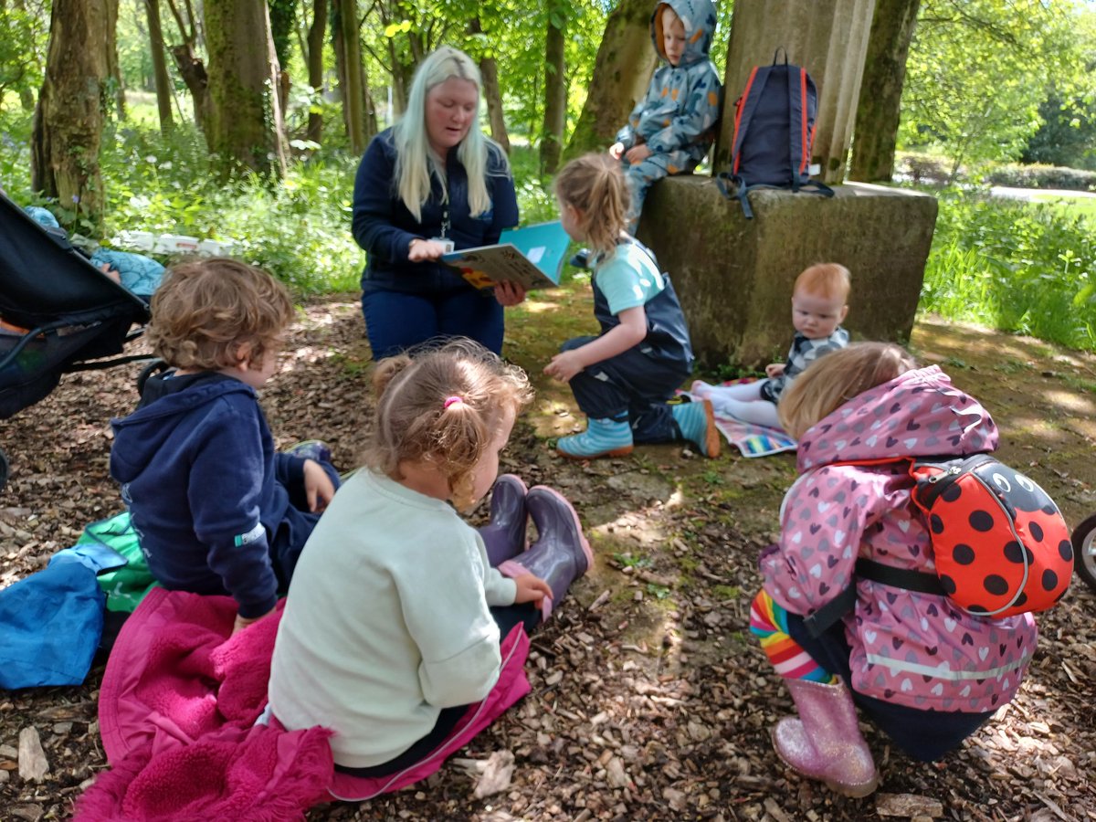 rangers_na's tweet image. Fabulous Forest fun adventure this afternoon @EglintonPark Rainbows and minibeasts all round! Thanks for coming!🐞🐝🐌🌈🌻🌸
#getoutside #greenhealth #wonderfulnature #dailydoseofnature
@audreynolan @NAGreenHealth @NACLibraries
