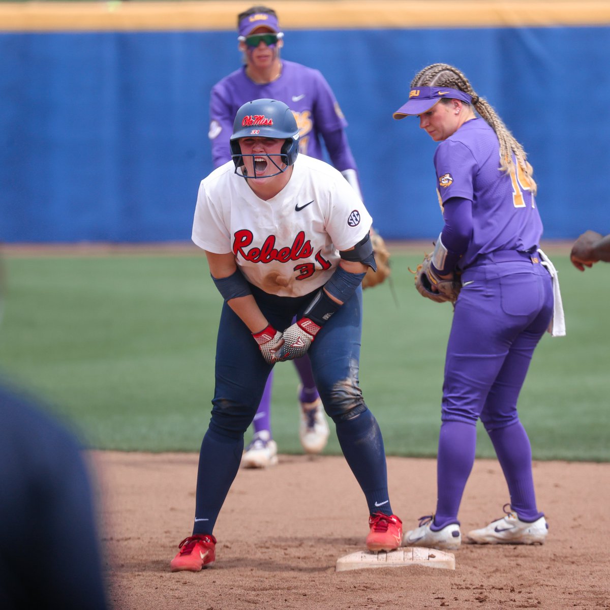 OleMissSoftball's tweet photo. Have a day @LexieBrady30 👏 https://t.co/canly76vuc