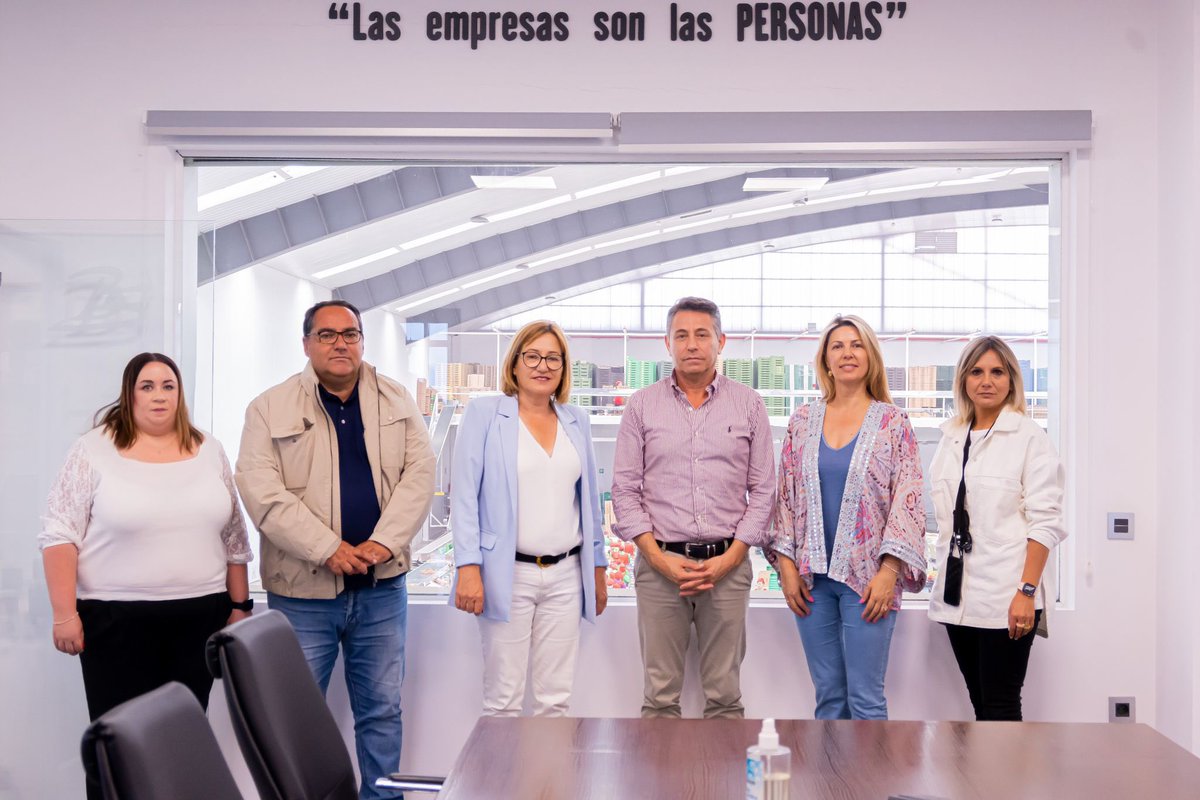 PSOENijar's tweet photo. “Diseñaremos una hoja de ruta, un mapa del agua que nos permita poner en valor eso que nos une, como base del consenso. Las soluciones están a nuestro alcance y mi compromiso es luchar por ganar esa meta. Puede hacerse y haremos que pase”, afirma #EsperanzaPérez en #Biosabor https://t.co/W3j9Z9IjIw
