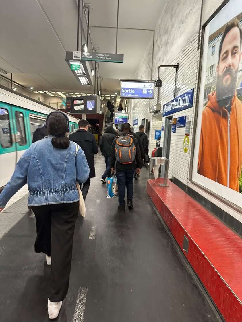 LeSacBasicfit's tweet image. La chasse continue 
- Marie de Clichy dans le 92 
#basicfit #partout #ChampionsLeague #bag