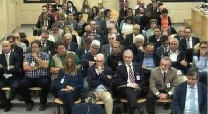 Los invitados a la boda de la hija de Aznar se reúnen para recordar el enlace.
¡Que bonito!