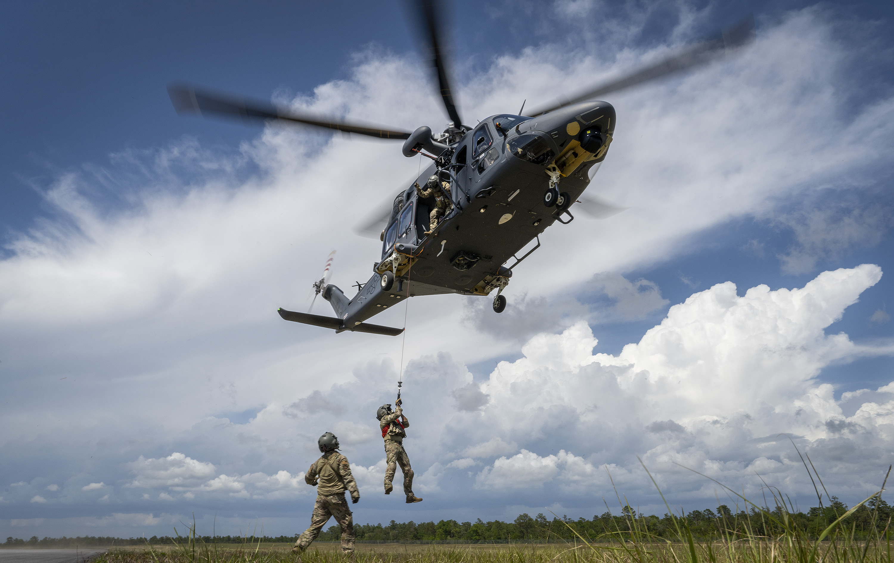 Defense-Aerospace on Twitter: "RT @HQ_AFMC: The MH-139A Grey Wolf