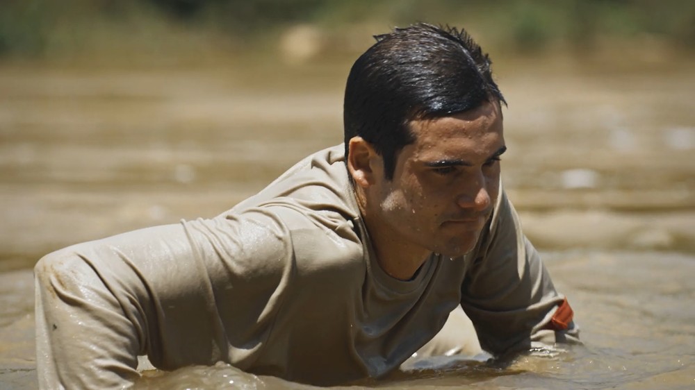 tresgracas1's tweet image. 🚨 SPOILER

Hoje em #TodasAsFlores:

Luís Felipe é levado para fazenda.
Zoé mata Débora e vira líder da organização.
Brenda revela para Javé que ele é o pai do filho dela.
Maíra planeja fuga da prisão com a ajuda de Pablo, decidida a acabar de vez com Zoé.
Diego foge da fazenda.