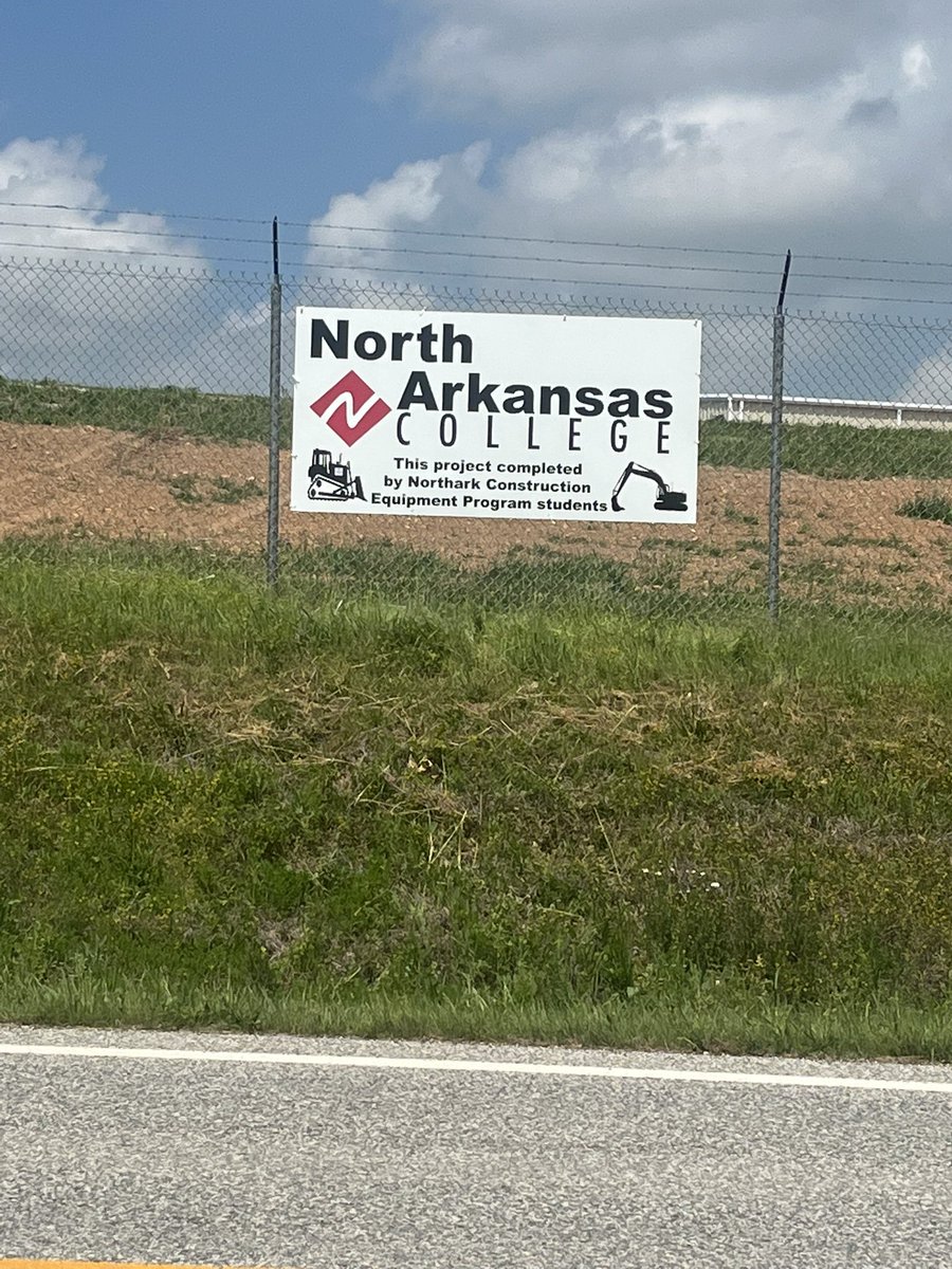 FlyHro's tweet image. Another project completed that would not be possible without the North Arkansas College Construction Equipment Program.