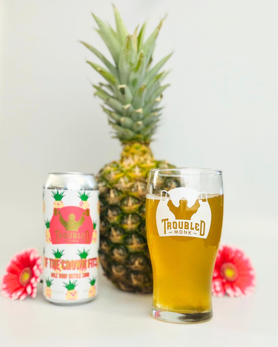 Forget pineapples on your pizza; pineapples IN your beer is where it's at.🍍🍕

#CraftBeveragesWorthSharing #WEARIT