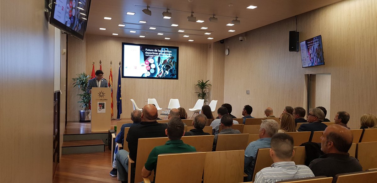 Dan comienzo las Jornadas sobre Futuro de las Politicas Deportivas Aragonesas