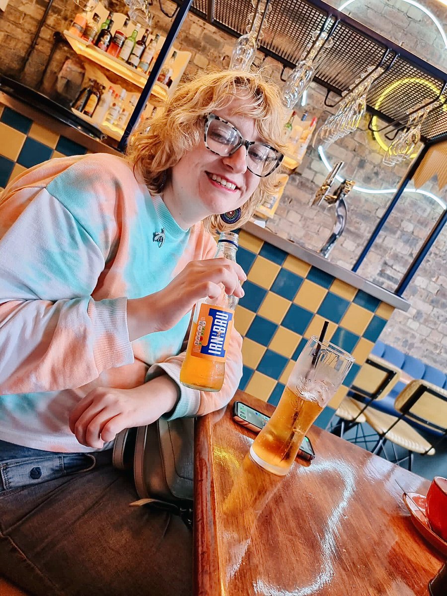 🦎Laura Funk God on Twitter "Trying Irn Bru in Edinborough 🧡"