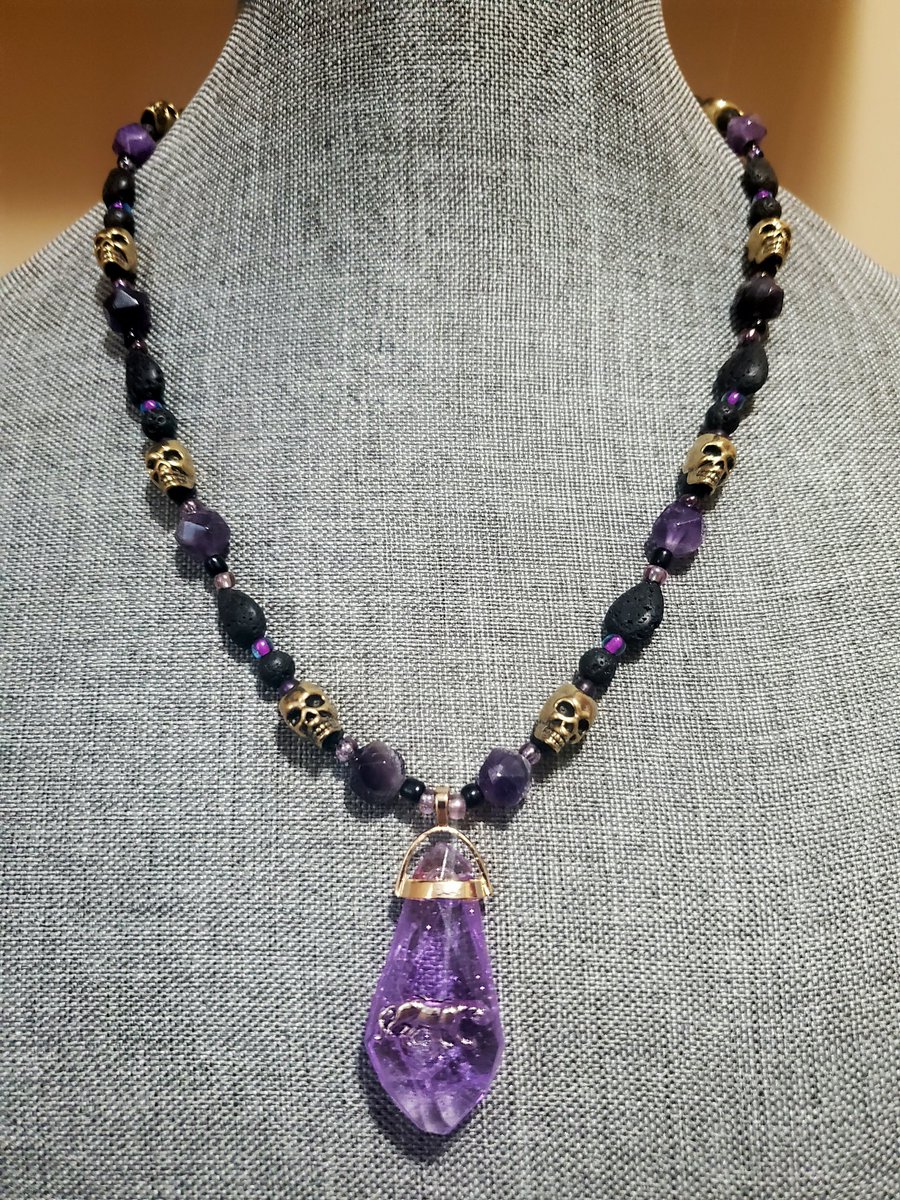 Kaane_Hawkvale's tweet photo. I made a new Panther Crystal Necklace
#panther #panthar #panthers #wildlife #animal #animals #nature #art #crafting #jewelry #jewelrymaking #jewelrycrafting #necklace #necklaces https://t.co/yaYyyUG9Oa