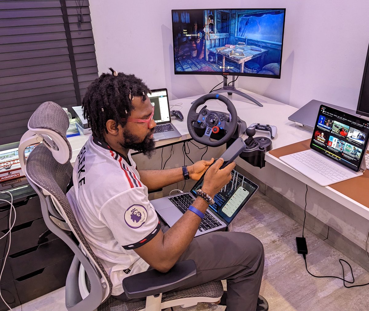 iamAbiodunAA's tweet image. POVERTY or Unemployment is never a justification to be a Fraudster / Yahoo Boy

Why cut people’s life short because of money? There are thousands of LEGIT hustle that one can venture into.

Learn a TECH/digital skill, be very good at it &amp;amp; money is sure 99.9%

Start &amp;amp; be…