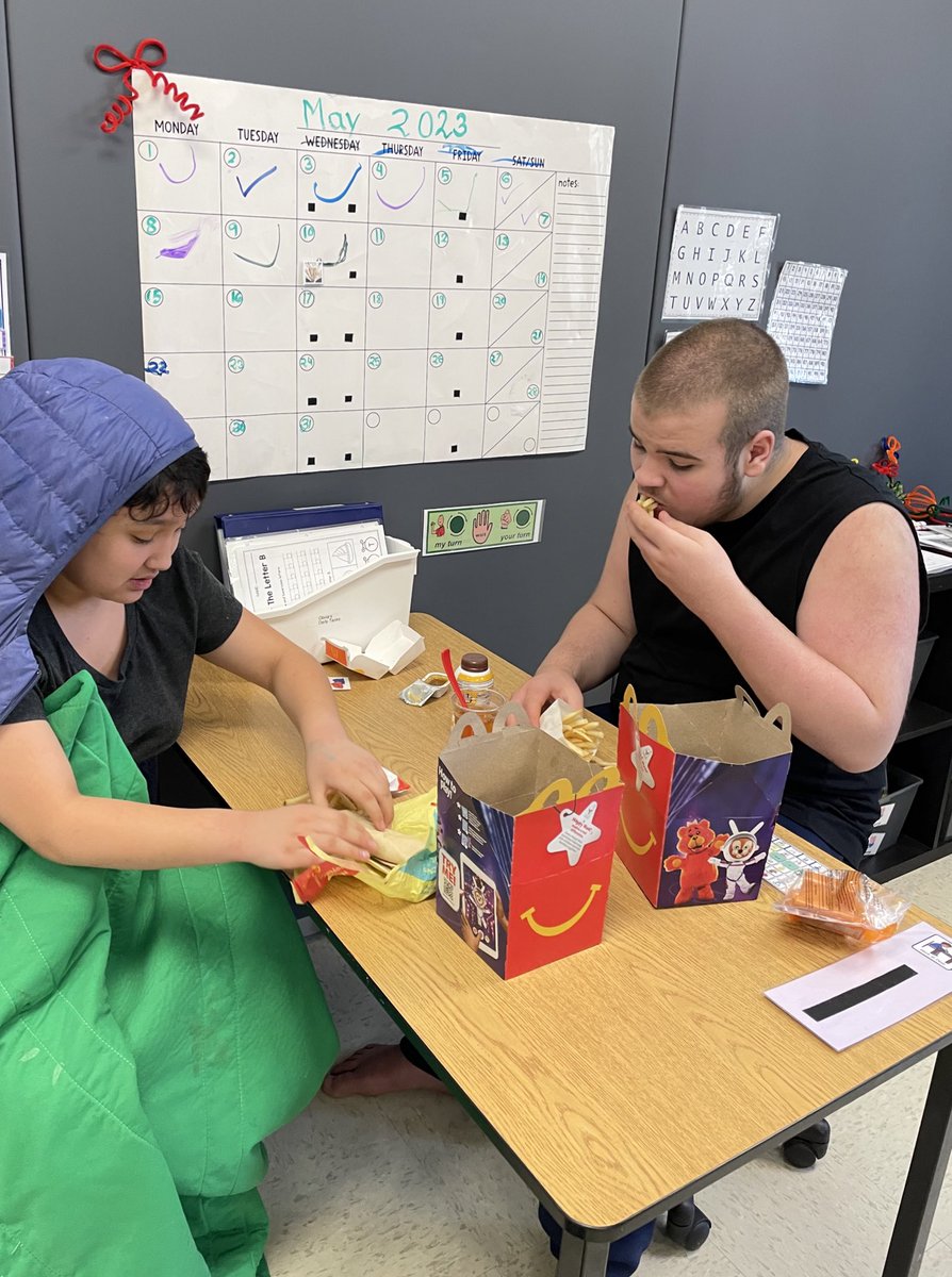 MrsDuic's tweet photo. Our #gains2crew showed our support for McHappy day with some happy meals ❤️ buying any menu item today supports the Ronald McDonald House of Southwestern Ontario, and our local John McGivney Children’s Centre #McHappyDay @JohnCampbellPS @MissSanford674 https://t.co/vCgxkAHDNE