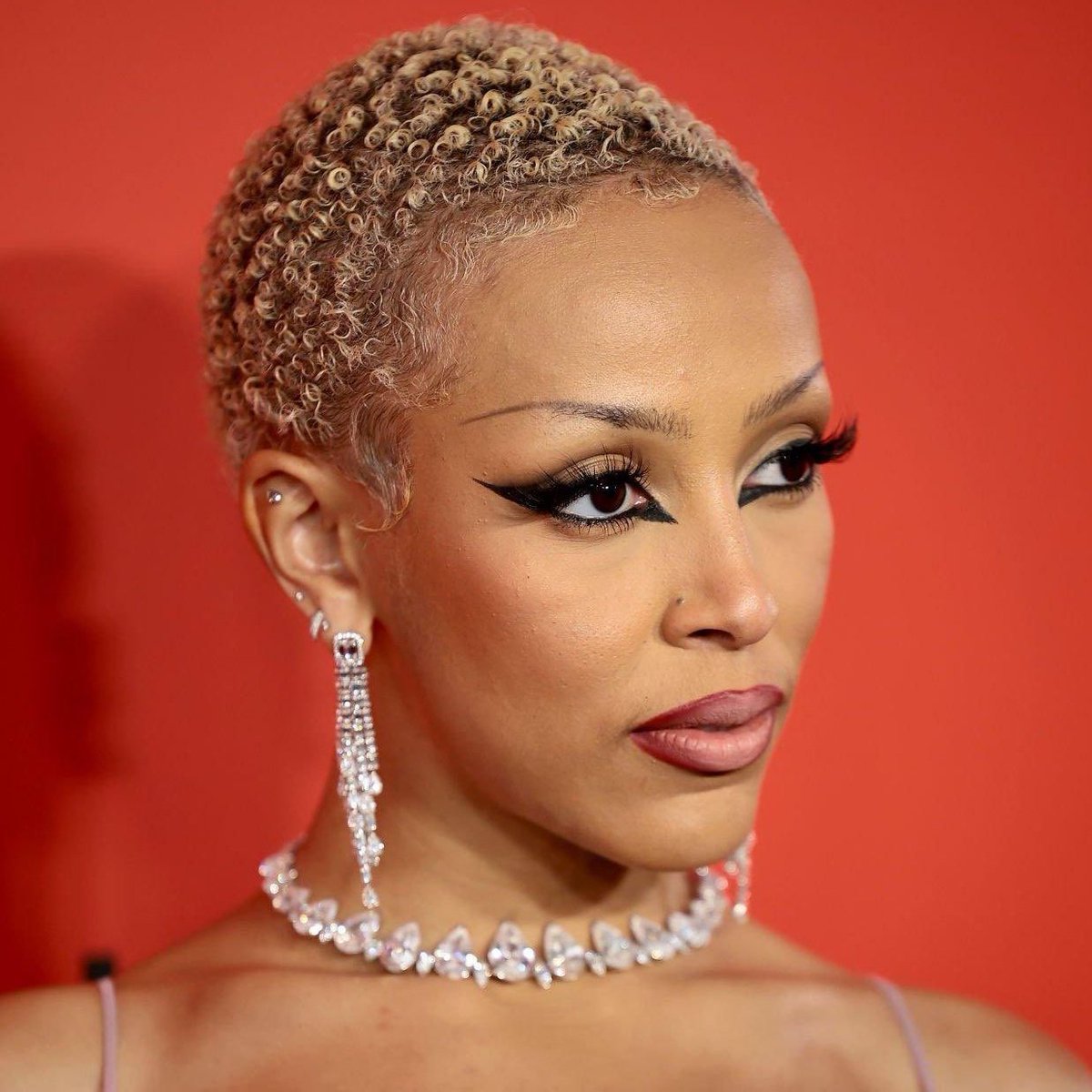 Doja Cat Stats on Twitter ".DojaCat has surpassed 55 million monthly