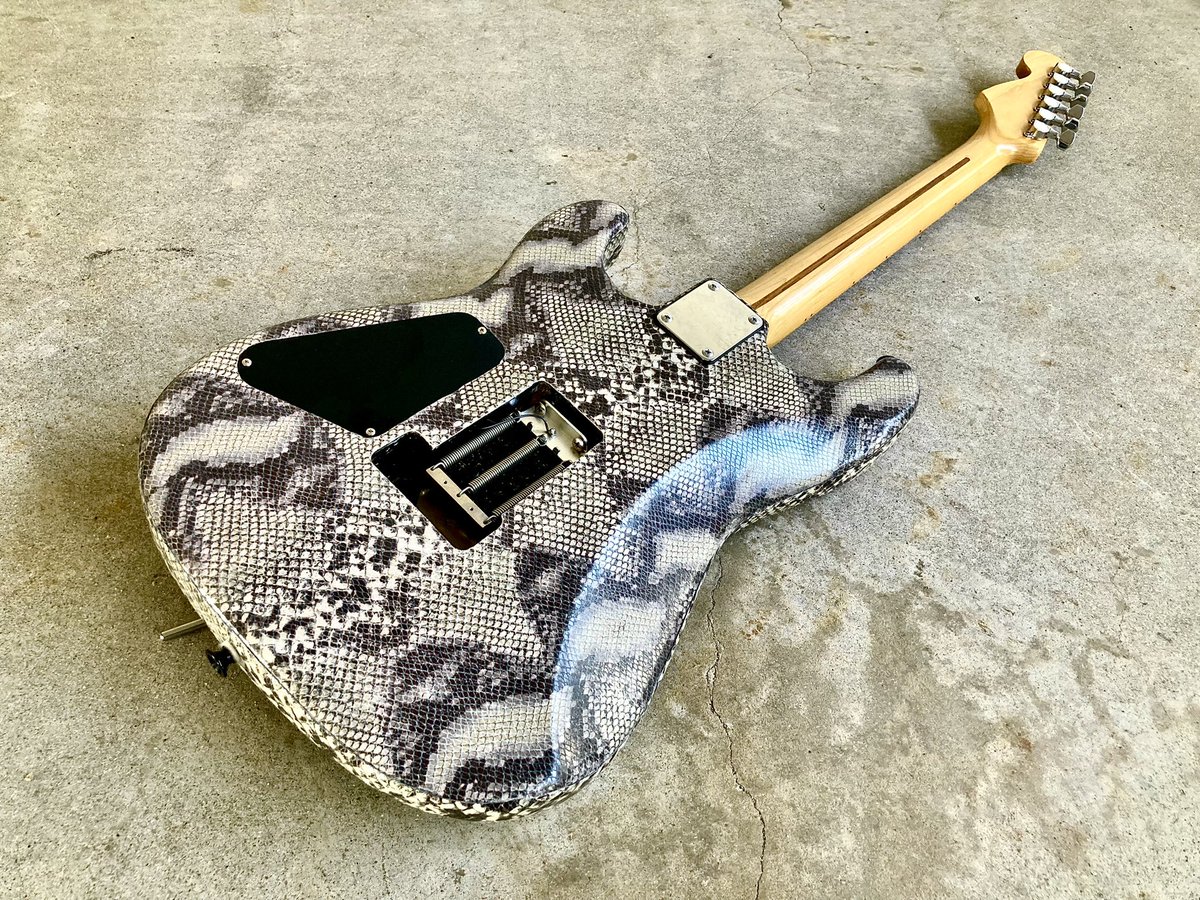 RATTウォーレン風ギターショップオリジナルカスタムギター