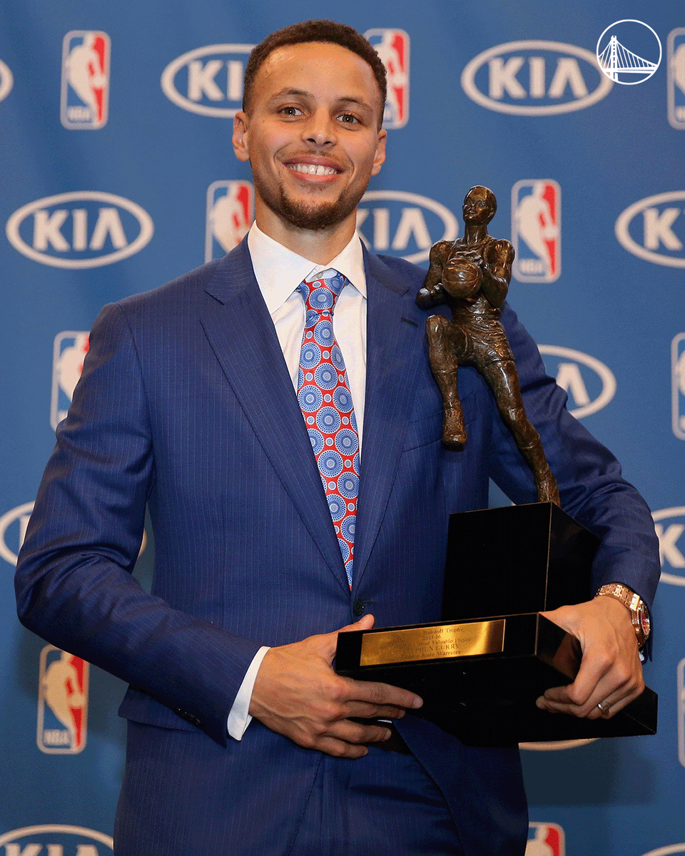 warriors's tweet photo. Unanimous.  

On this date in 2016, @StephenCurry30 was named MVP for the second straight year 🏆 https://t.co/TxKneY7Btd