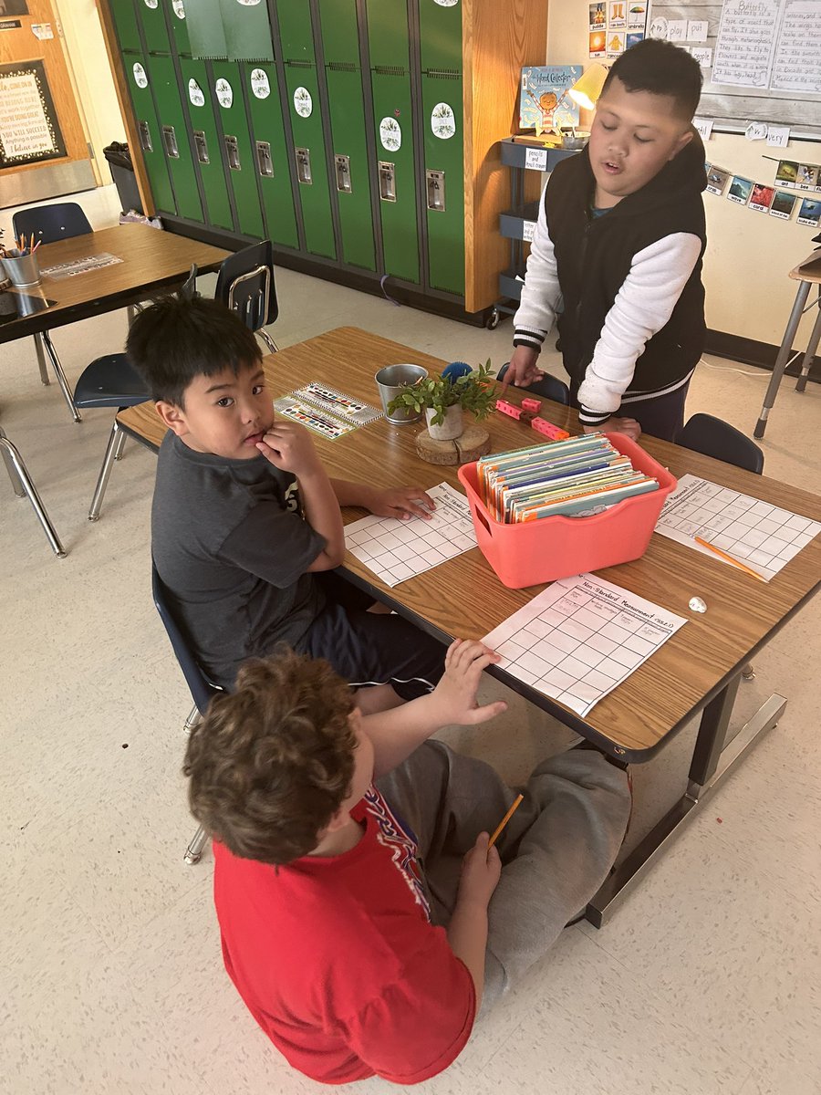 We’re working on non-standard measurement in grade 2 this week! 📏 #learningtogether #math #grade2